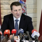 Год назад президент Вейонис вернулся к своим обязанностям