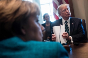 Меркель перед встречей с Трампом изучила журнал Playboy