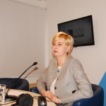 Стрике: в Латвии все службы и структуры зависят от политики