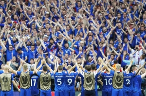 Беби-бум в Исландии связали с победой над англичанами на Евро-2016