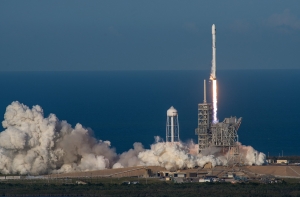 SpaceX впервые запустила в космос одну и ту же ракету дважды