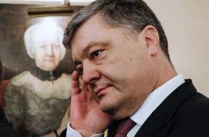 Порошенко просит помощи НАТО для ликвидации последствий ЧП под Харьковом