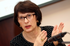 Калниете: Путин ответит перед судом за смерть и разруху на Украине