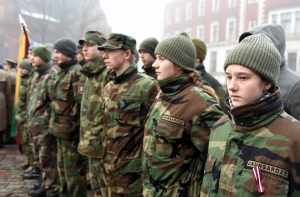 Старшеклассники начали подготовку к учебе в Академии обороны