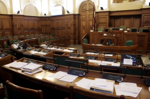 Политик: депутаты цинично демонстрируют свое безразличие к народу Латвии