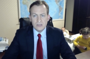 Ставший героем вирусного видео объяснил курьез с детьми в прямом эфире