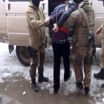 Полицейский открыл стрельбу по коллегам в дагестанском кафе
