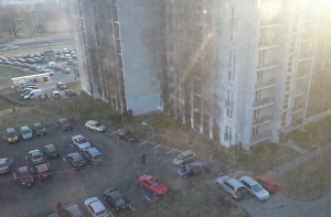 Названа вероятная причина пожара на подземной стоянке многоэтажки в Плявниеках