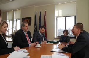 Латвия выразила активную поддержку защите прав крымских татар