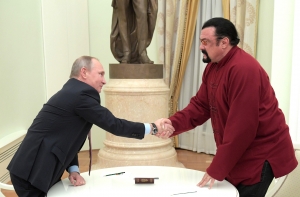 Стивен Сигал попал в базу данных украинского сайта «Миротворец»