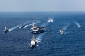 США неожиданно развернули авианосец к берегам Южной Кореи