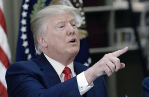 Трамп отметил вклад Латвии в оборону и похвалил Кристапа Порзиньгиса