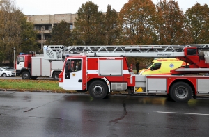 Подросток спас ребенка из горящей квартиры