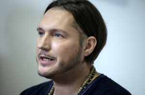 Скандал в сети: латвийский режиссер унизил гимн Латвии