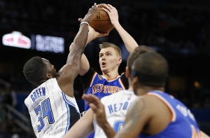 Кристап Порзиньгис подарит Латвии две баскетбольные площадки