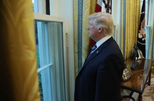 Что успел президент Трамп за первые 100 дней: 6 графиков