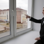 Медведев ответил на обвинения в коррупции