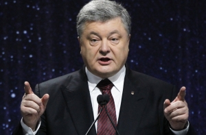 Порошенко сравнил Россию с крокодилом