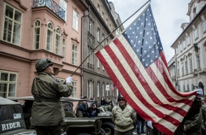 Латвийские бизнесмены смогут участвовать в военных закупках США