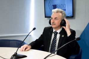 Депутат: на свадьбах можно обойтись и без свидетелей