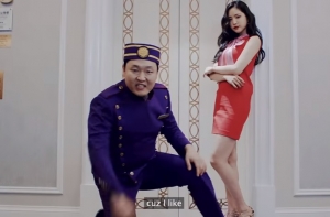 Автор Gangnam Style выпустил два новых клипа