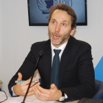 Кандидату в мэры Риги не хватает денег на рекламу в СМИ