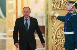Путин предложил Макрону преодолеть взаимное недоверие