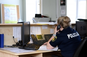 Беременная женщина снова попалась пьяной, на этот раз уснула в луже рвоты