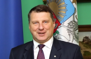 Президент пообещал актуализировать вопрос о гражданстве