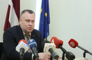 АНОНС: на радио Baltkom - глава ЦИК Латвии Арнис Цимдарс