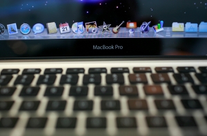 Рижского полицейского подозревают в хранении порнографии