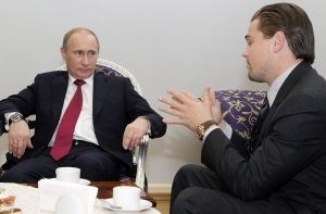 Оливер Стоун назвал подходящих на роль Путина актеров