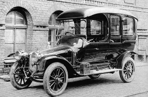 8 июня в истории Латвии: первое авто
