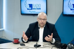 Эксперт: дорожные налоги идут на латание дыр в бюджете, а не в дороге