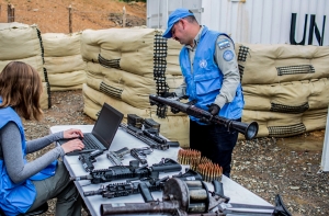 Повстанцы в Колумбии сдали большую часть оружия
