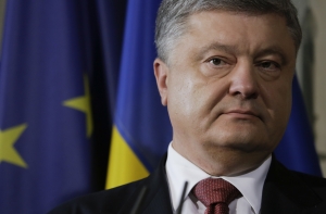 Порошенко начал отсчет часов до отмены визового режима с ЕС