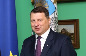 Президент вернул на пересмотр поправки к закону о кредитных учреждениях