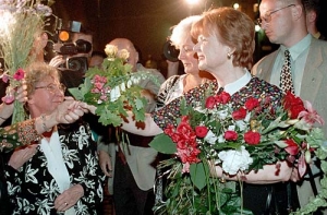 17 июня в истории Латвии: женщина-президент