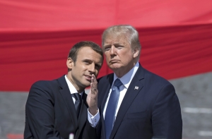 Переговоры с Макроном Трамп назвал «отличными»