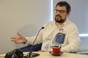 Бердников: русскоязычное население помогает Латвии держаться на плаву