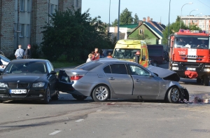 Трагическое ДТП в Даугавпилсе: один человек погиб, восемь пострадали