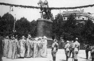 4 июля в истории Латвии: день памятников