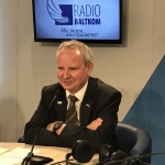 Новый посол Великобритании занимается латышским два раза в неделю