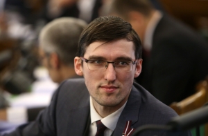 Депутат о налоговой реформе: нас в очередной раз накормили пригоревшей кашей