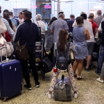 Увеличилось число россиян, желающих переехать в Латвию