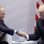 Два часа на высшем уровне: известны подробности первой встречи Путина и Трампа