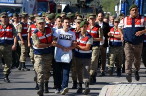 В Турции вводят униформу для обвиняемых в госперевороте