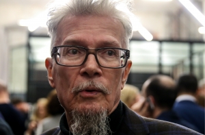 Лимонов: не думаю, что на Серебренникова обрушились просто так