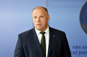Министр обороны встретится с детьми погибших украинских военных