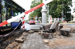 Авария водопровода: на Кр. Валдемара ограничено движение